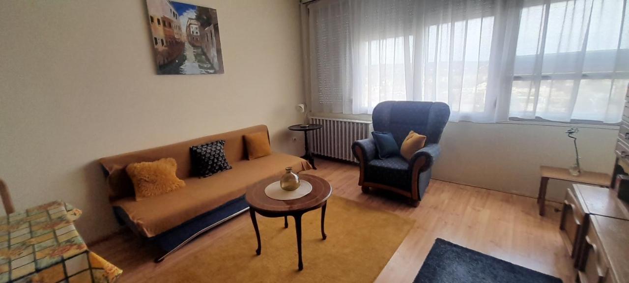 Sylvis Place Gödöllő エクステリア 写真